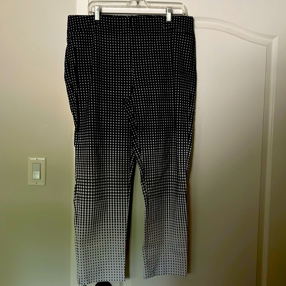 Joseph Ribkoff stretch summer pants - Picture 1 of 4